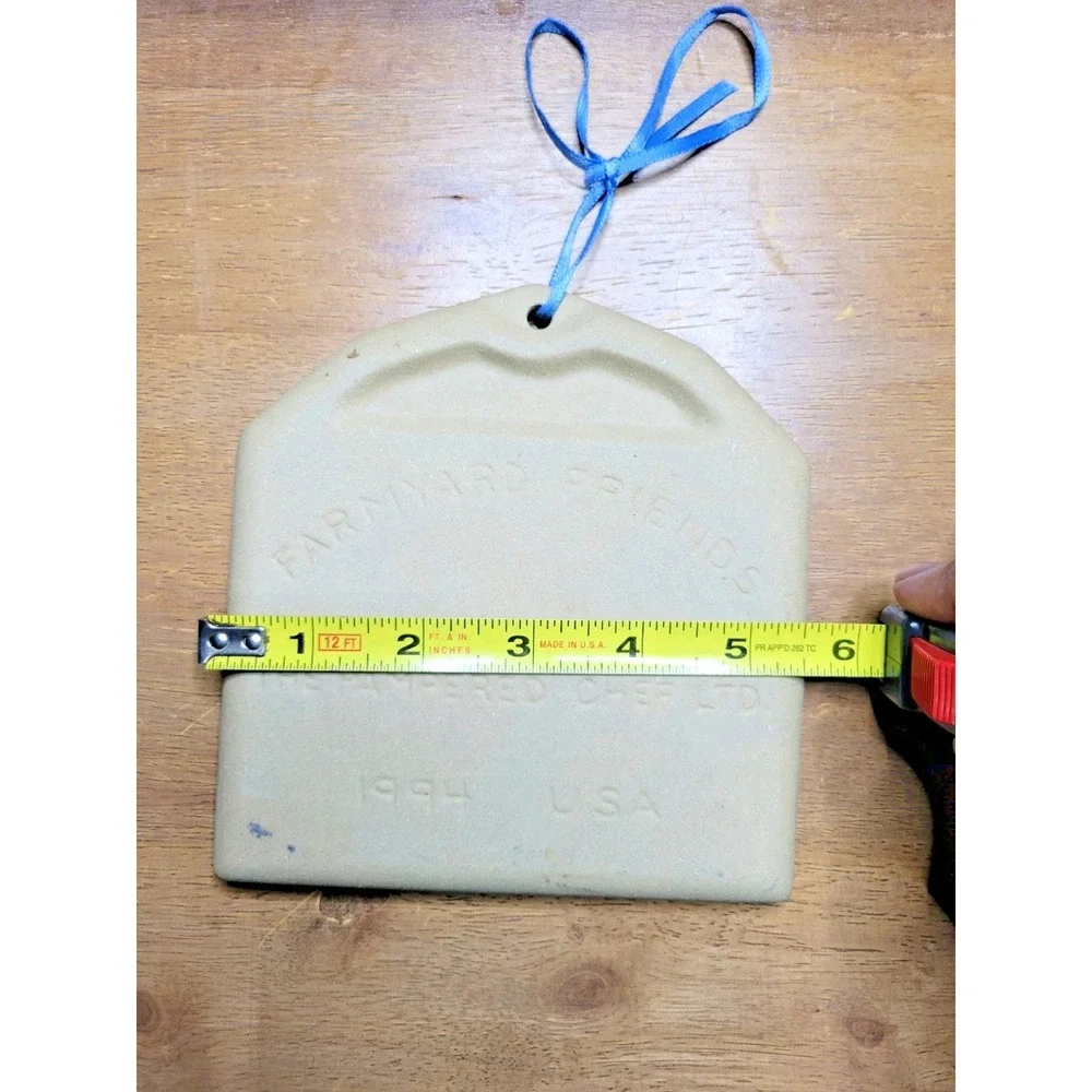 vintage 1994 Pampered‎ Chef Farmyard Friends stoneware cookie mold homestead